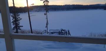 Фото номера Вилла с 5 спальнями Виллы Jacuzzi Rantakallio г. Melkoniemi 82